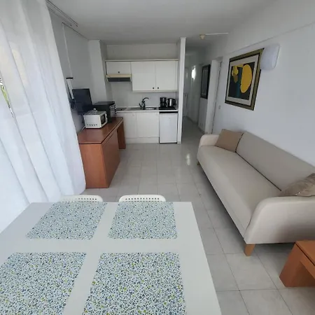 Las Americas Holidays Playa Feñabe